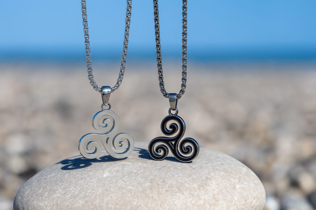 Collier acier Triskel épais